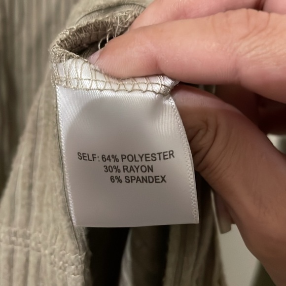 Jane & Delancey Sweater Women's Medium Tan Ribbed Long Sleeve Round Neck Slit - Picture 5 of 5